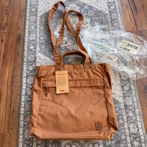 Fjallraven Totepack No 2 Khaki Dust NWT no longer made